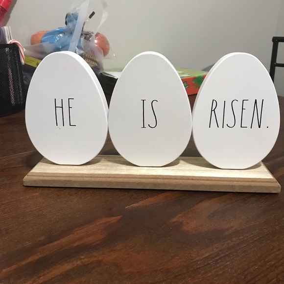 Rae Dunn "He Is Risen" Easter Sign - Picture 3 of 4